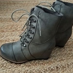 MASSINI Sandra Grey Boot